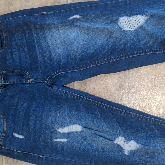 Wallflower Jeans - Picture 2 of 4